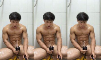 ชักว่าวได้เงี่ยนที่สุด10เต็ม10 โจนักกล้ามมากับของเล่นสวมควยสั่นได้ โคตรเสียวควย น้ำแตกน้ำพุ่งแรง สูงถึงหน้าตัวเอง ลีลาชักไม่เหมือนใครเบ่งกล้ามเบ่งควย ปลดปล่อยเต็มที่